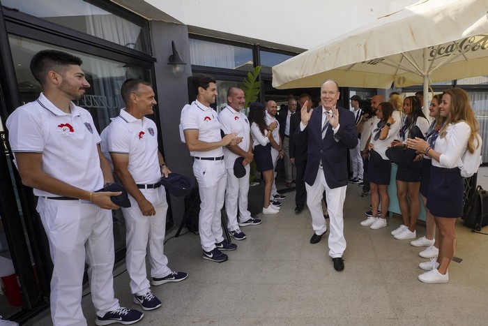 Prince Albert II accueilli apr les athletes Malte 2023 Manu Vitali Direction de la Communication
