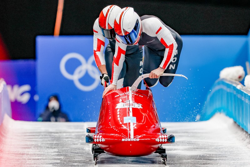 Bobsleigh Monaco au depart Wander Roberto ANOC Olympic